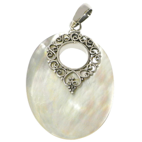 Perlmutt-Anhänger, ovaler Damenanhänger aus 925er Sterlingsilber mit Perlmutt und Silberverzierung, ca. 42 x 30mm