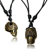 Load image into Gallery viewer, Kette Brass Baumwolle schwarz Anhänger Skull Schädel antik golden
