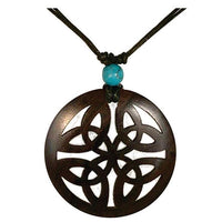 Load image into Gallery viewer, Die Holzkette "Türkis" mit verstellbarem Baumwollband hat einen filigranen runden Holzanhänger und eine kleine türkisfarbene Perle – ein stilvoller Unisex-Schmuck für jeden Anlass.
