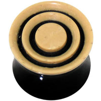Load image into Gallery viewer, Horn Plug in schwarz beige Kreise Kokosholzinlay handgeschnitzt Tribal Buffalo Tunnel Ohrstecker
