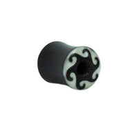 Load image into Gallery viewer, A Horn Tunnel schwarz Bone Inlay Wellen Kreis Tribal Buffalo Horntunnel Büffelhorn Plug Expander Ohrstecker, handgeschnitzt mit weißem Kreis-Ende und schwarzem Wellenmuster, liegt auf weißem Hintergrund.
