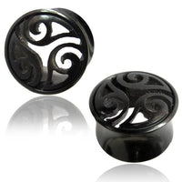 Load image into Gallery viewer, Tribal Horn Plug Tunnel schwarz Horntunnel ausgeschnitzte Ornamente Organic Expander Tribal Piercing
