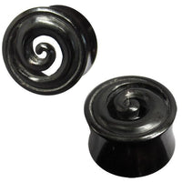 Load image into Gallery viewer, Tribal Horn Plug Tunnel schwarz ausgeschnitzte Spirale Horntunnel Organic Expander Tribal Piercing

