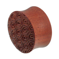 Load image into Gallery viewer, Holz Plug Blutholz Doppel Waben Tribal Tunnel handgeschnitzt Expander Piercing Schmuck
