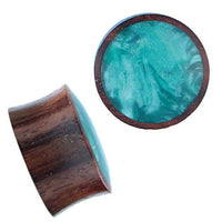 Load image into Gallery viewer, Holz Plug Sonoholz dunkelgrün schillernd Resin Inlay double flared
