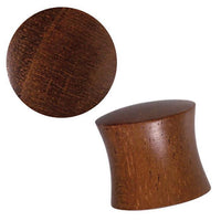 Cargar imagen en el visor de la galería, The Rangas Holz Plug braun features a slightly convex shape with natural wood grain lines, shown from the side and top views. Its smooth, polished surface makes this organic tribal expander both stylish and comfortable to wear.
