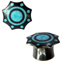 Load image into Gallery viewer, Horn Plug schwarz Inlay in türkis Tribal Buffalo handgeschnitzt Tunnel, Ohrstecker
