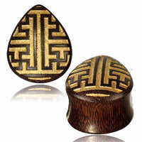 Load image into Gallery viewer, Plug Labyrinth Träne golden Lasergravur Tamarinde double flared Holz Holzplug
