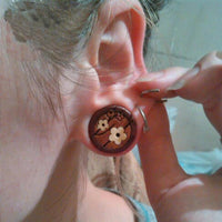 Load image into Gallery viewer, Holz Plug Kirschblüten braun handmade double flared
