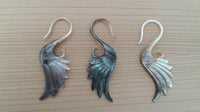 Load image into Gallery viewer, Perlmutt Piercing Schwan Hook 2mm Expander Muschel filigran handgeschnitzt Ohr
