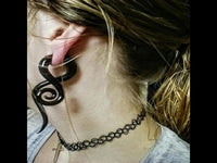 Load image into Gallery viewer, Piercing Feuerglas Spiral Taper schwarz Dehnschnecke 30g
