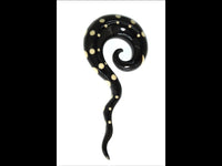 Load image into Gallery viewer, Horn Piercing Expander schwarz Thai-Spirale Punkte weiß
