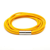 Load image into Gallery viewer, A yellow "Lederarmbänder Farben Bänder Armband Leder dreifach mehrlagig Magnetverschluss unisex" with multilayered leather bands and a sleek cylindrical magnetic clasp, shown on a white background.

