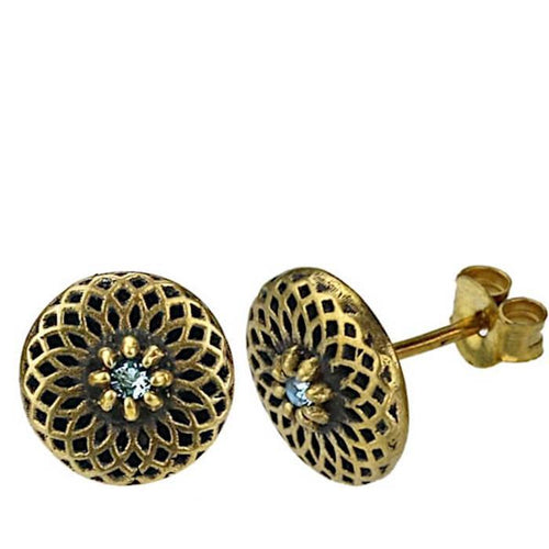 A pair of Messing Stein Ohrstecker antik gold Dahlie 10mm with intricate flower lattice design and small central crystal, inspired by the dahlia blossom.