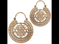 Load image into Gallery viewer, Brass Ohrringe Tribal rund Dreieck Stern Rand antik golden Messing - chic - net.de
