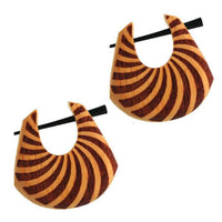 Load image into Gallery viewer, Pin Creolen Jackfrucht Holz hell Horn-Pin 23 mm Träne dunkle Gravur Motiv
