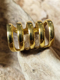 Cargar imagen en el visor de la galería, Ear cuff Dread Lock Bead Messing gold 5 Ringe glatt - chic - net.de

