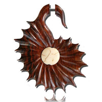 Cargar imagen en el visor de la galería, Fake Holz Piercing Narra Wood Stein Inlay weiß Muschel Edelstahl Ohrstecker Organic Tribal - chic - net.de
