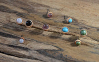 Load image into Gallery viewer, Gewindelose Piercing Enden 0.45mm Holz Stein Halbkugel - chic - net.de

