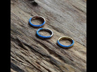Load image into Gallery viewer, Klapp Segment Ring Piercing Edelstahl blau Opal Inlay - chic - net.de
