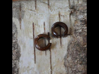 Load image into Gallery viewer, Kokosnuss kleine Creolen Holz Ohrringe Pin Stick 15mm - chic - net.de
