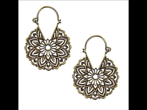 Messing Ohrringe gold Blume antik Bogen Piercing - chic - net.de