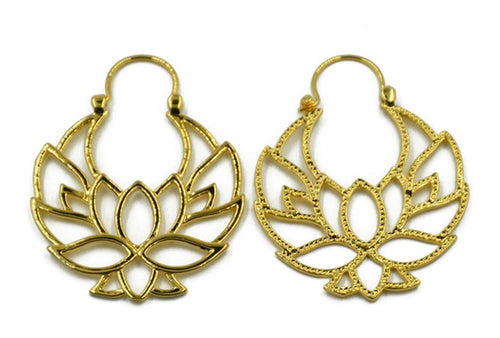 Messing Ohrringe gold Lotus Blume Bügel Pünktchen - chic - net.de