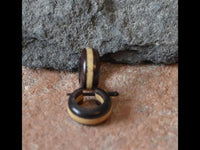 Load image into Gallery viewer, Ohrringe Buaya Holz Sonoholz kleine Creolen Pin - Stick - chic - net.de
