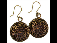 Load image into Gallery viewer, Ohrringe runde gefüllt Kreise Blume Bögen Punkte Messing antik golden Tribal Brass Schmuck - chic - net.de
