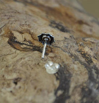 Load image into Gallery viewer, Ohrstecker 925 Silber Opal E - Coat oxidiert Sonne Rad - chic - net.de
