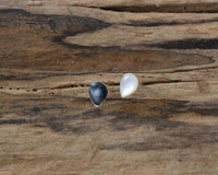 Load image into Gallery viewer, Ohrstecker 925 Silber Tropfen Träne E - Coat Shell Muschel - chic - net.de
