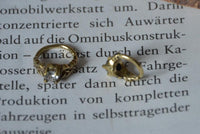 Cargar imagen en el visor de la galería, Universal Piercing Ring Brass Knoten celtic weiß Kristall - chic - net.de
