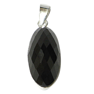 Onyxanhänger Silberfassung oval gewölbt facettiert funkelnd Onyx 925er Sterling Silber Anhänger