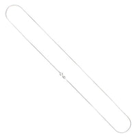 Load image into Gallery viewer, A delicate Silberkette 1,4 mm Schlangen Kette Charmträger Collierkettchen aus 925er Silber mit kleinem Ringchenverschluss liegt in ovaler Form auf weißem Hintergrund.
