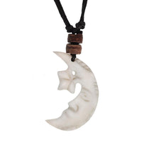Load image into Gallery viewer, A round wooden and shell surfer necklace with an adjustable cord, inspired by Surferkette Haifzahn Surfbrett style—a unique accessory combining natural materials and laid-back surfer vibes.
