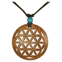 Load image into Gallery viewer, The Holzkette Türkis mit filigranem Holzanhänger im “Blume des Lebens” Design, verstellbarer Baumwollkette und kleiner blauer Perle – ein elegantes Unisex Schmuckstück.
