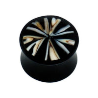 Load image into Gallery viewer, A hand-carved black Horn Plug with white shell inlay, featuring a unique tribal starburst design—"Horn Plug in schwarz mit weißem Muschelinlay handgeschnitzt Tribal Buffalo Tunnel Ohrstecker.
