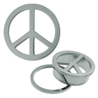 Load image into Gallery viewer, Zwei Tunnel silbern Peace aus Chirurgenstahl: Einer liegt flach, der andere ist leicht angewinkelt mit entferntem Schraubring und zeigt die Edelstahl-Komponenten des Plugs.
