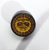 Load image into Gallery viewer, Flesh Plug Krieger Maske Sonne Gravur Holz dunkel Jackfrucht ocker double flared
