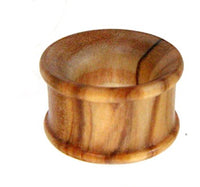 Load image into Gallery viewer, The Olivenholz Flesh Ribbed Tunnel Lobe Piercing Holz Straight features a smooth, polished finish and natural wood grain patterns in cylindrical olive wood.
