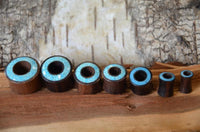 Load image into Gallery viewer, Holz Tunnel Sonoholz Crushed Türkis Stein Inlay Rim
