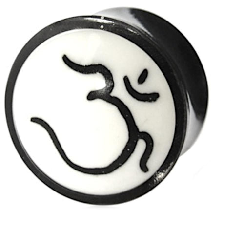 Horn Plug Om schwarz weiß Flesh Tunnel Hornplug