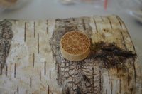 Load image into Gallery viewer, Krokodil Holz Plug Stern Blume hell double flared
