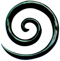 Load image into Gallery viewer, A black Tribal Buffalo Horn Piercing XL-Spirale Plug Expander features a smooth, inward-curling spiral on a white background, thinning toward the center and ending in a sharp point, echoing a tribal aesthetic.
