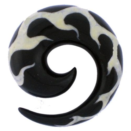 Tribal Buffalo Horn Piercing Expander, schwarze Spirale mit weißen Flammen-Inlay , 12mm Ohrring aus Büffelhorn, Plug, Tunnel, Ohrhänger, Ohrstecker