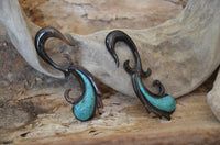 Load image into Gallery viewer, Horn Piercing Dehnschnecke Türkis Inlay Träne Mini Hook
