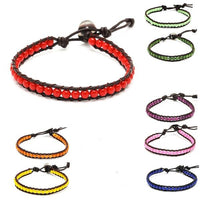 Load image into Gallery viewer, Bunte Lederarmbänder mit gefärbten Achat-Perlen, verstellbar und unisex—das perfekte Accessoire für jeden Stil.
