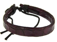 Load image into Gallery viewer, Leder Armband breit Textur aubergine schwarz verstellbar
