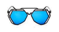 Load image into Gallery viewer, Sonnenbrille V-förmiges Polygon schwarzes Gestell 400UV verspiegelt
