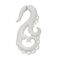 Load image into Gallery viewer, A white jade pendant carved as a stylized dragon with openwork details, inspired by traditional Chinese art—ideal to pair with Fake Piercing Bone Edelstahl weiß Spiralen Sterne Spike Ohrstecker Ohrring.
